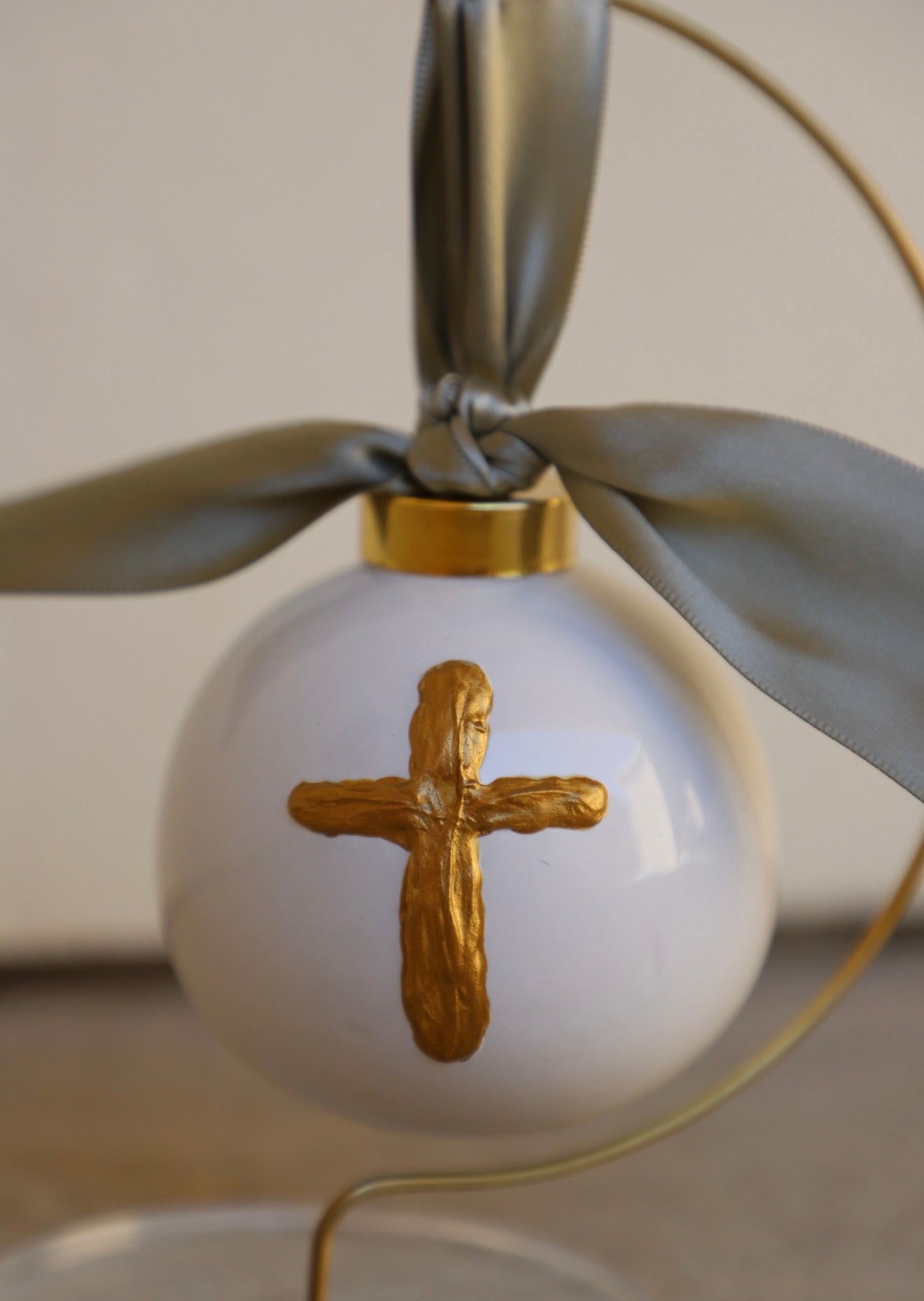 Glass White Ball Ornament